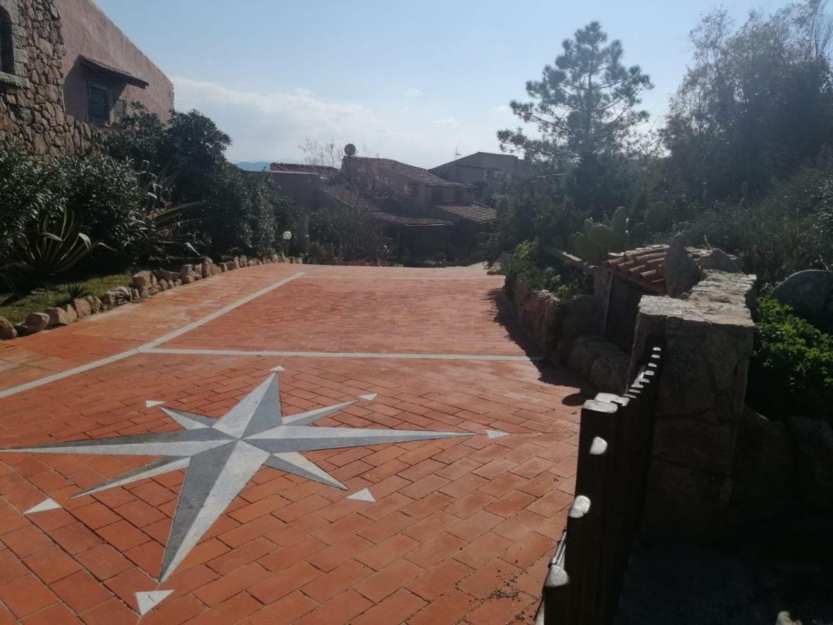 Вилла Casa Mughetto R5055 Seafront, Private Sea Access, Swimming Pool Ла-Маддалена Экстерьер фото