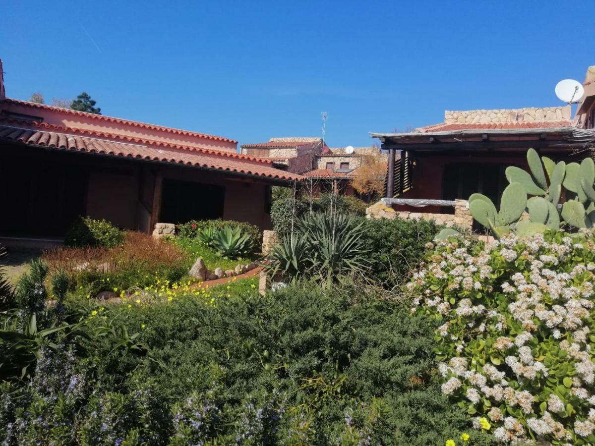 Вилла Casa Mughetto R5055 Seafront, Private Sea Access, Swimming Pool Ла-Маддалена Экстерьер фото