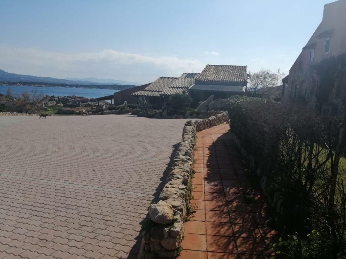 Вилла Casa Mughetto R5055 Seafront, Private Sea Access, Swimming Pool Ла-Маддалена Экстерьер фото